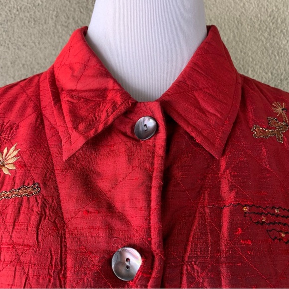 “Chico’s” Red Silk Quilted Jacket size 14-16 (Chico’s size 3) - Picture 4 of 11